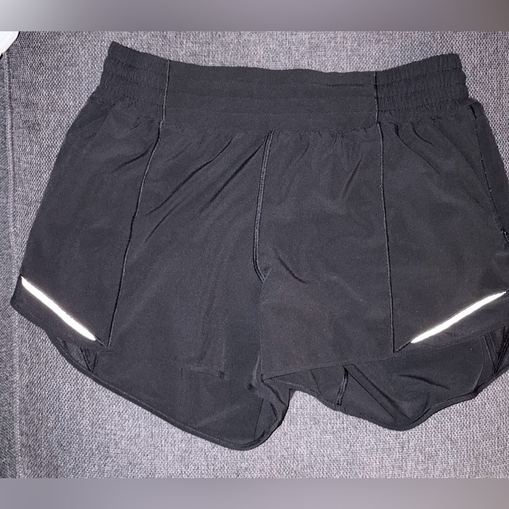 Black lululemon Hotty Hot shorts size 10